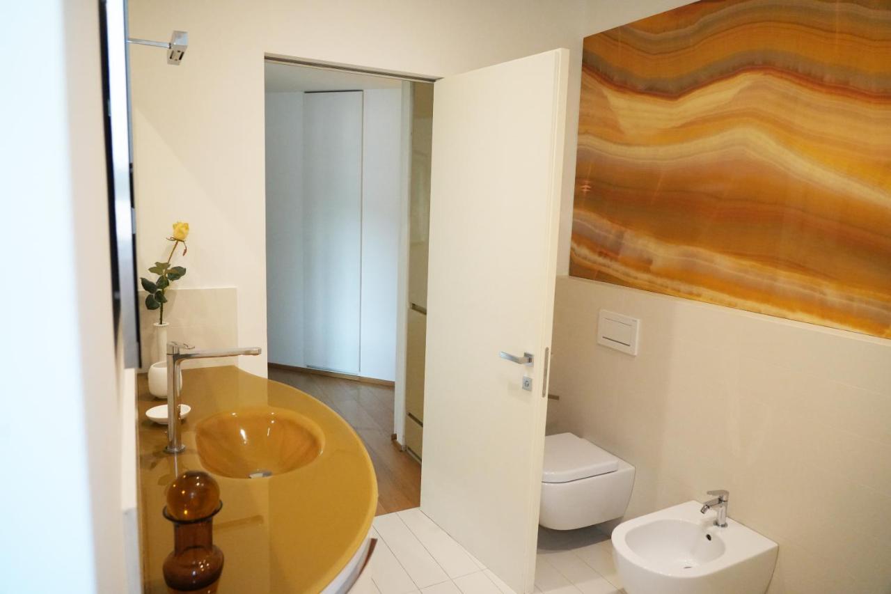 Casa Amina Apartment Genoa Bagian luar foto